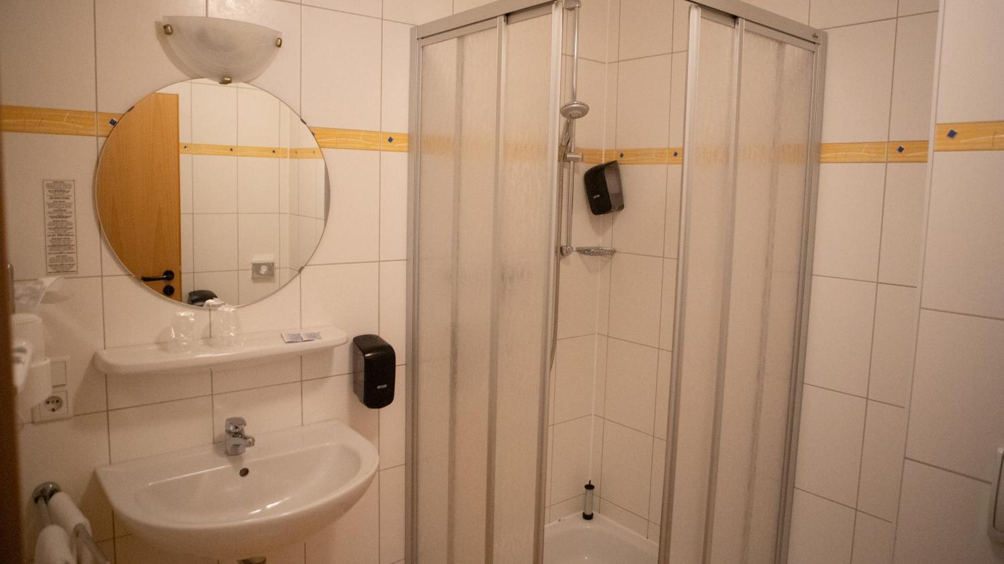 Garni Hotel Hof Zum Ahaus Ngoại thất bức ảnh